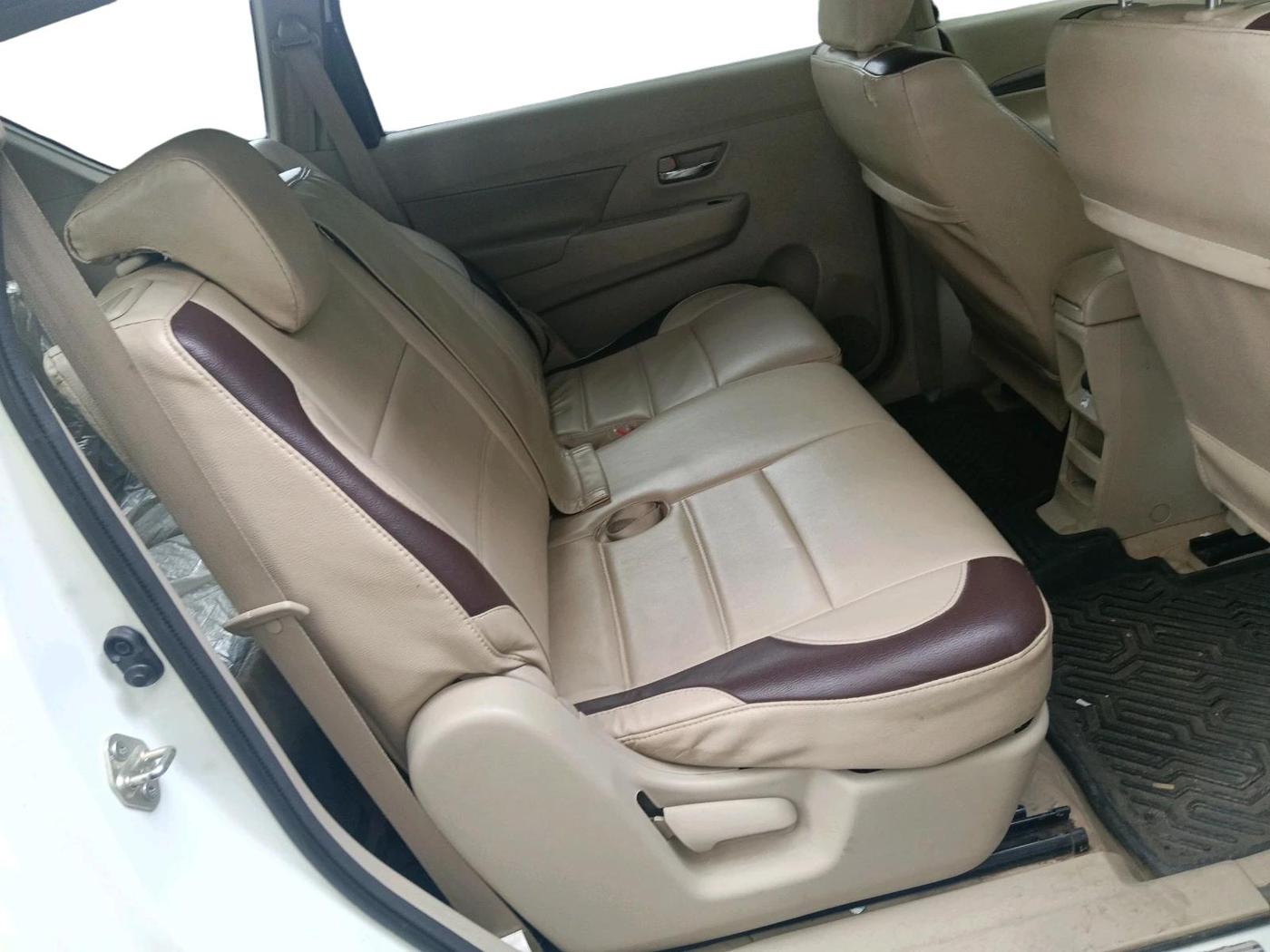 2023 Maruti Ertiga ZXI (O) CNG, CNG, Manual, 40,259 km, interior