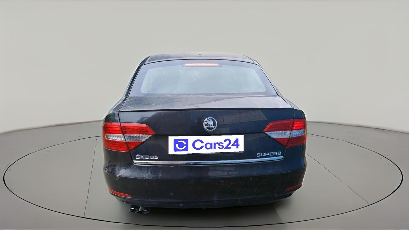 2015 Skoda Superb ELEGANCE 1.8 TSI AT, Petrol, Automatic, 62,352 km, exterior