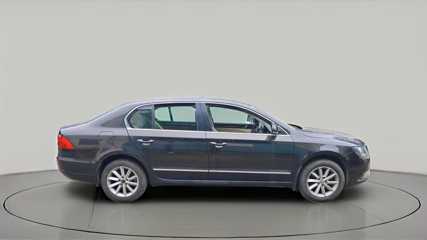 2015 Skoda Superb ELEGANCE 1.8 TSI AT, Petrol, Automatic, 62,352 km, exterior