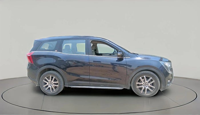 2023 Mahindra XUV700 AX 7 LUXURY D AWD AT 7 STR, Diesel, Automatic, 41,684 km, exterior