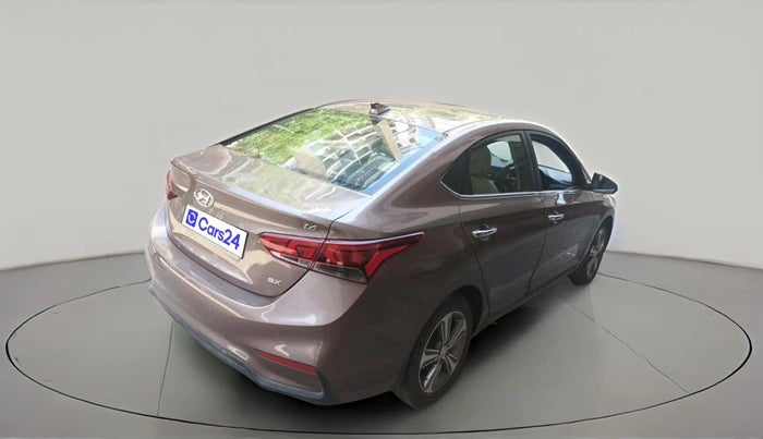 2019 Hyundai Verna 1.6 VTVT SX, Petrol, Manual, 18,897 km, exterior