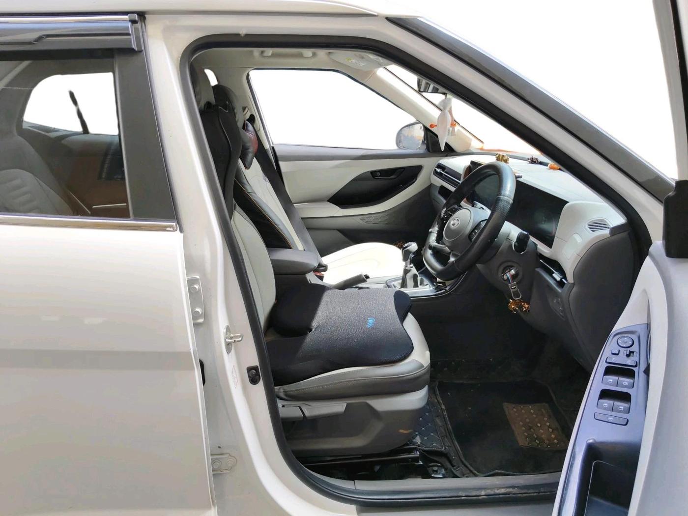 2024 Hyundai Creta E 1.5 DIESEL, Diesel, Manual, 26,104 km, interior