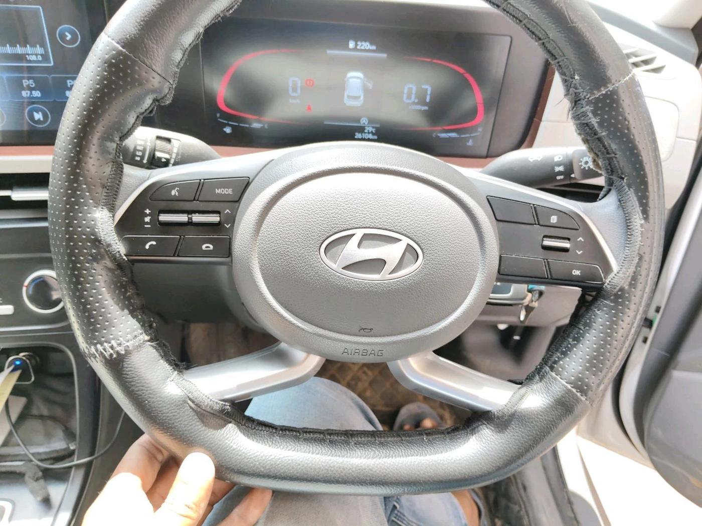 2024 Hyundai Creta E 1.5 DIESEL, Diesel, Manual, 26,104 km, interior
