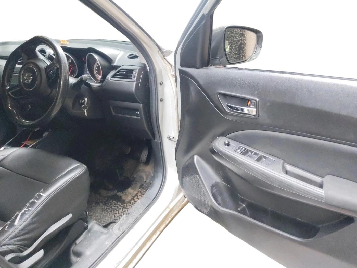 2019 Maruti Swift VDI AMT, Diesel, Automatic, 2,09,221 km, interior