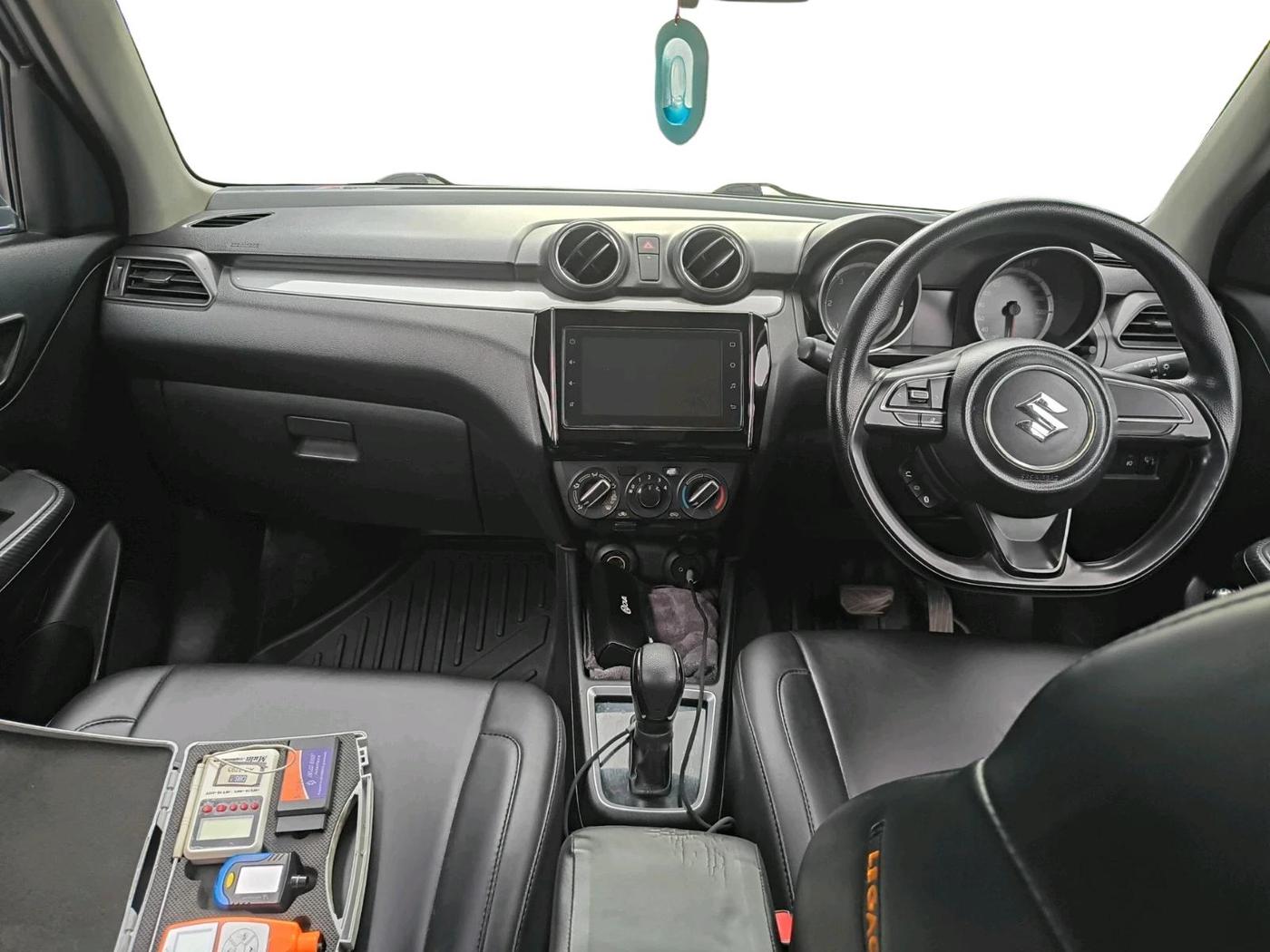 2018 Maruti Swift VDI AMT, Diesel, Automatic, 63,966 km, interior