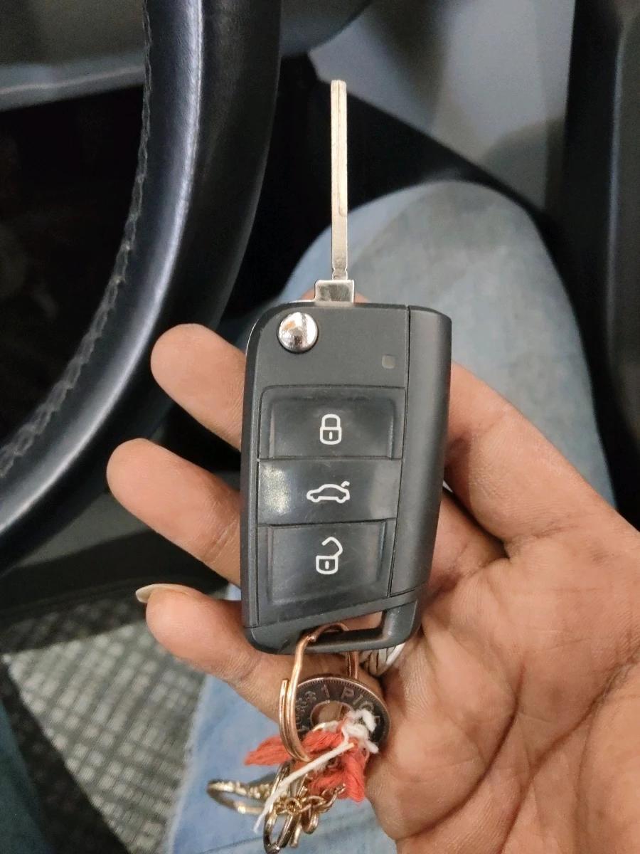2022 Volkswagen TAIGUN HIGHLINE 1.0 TSI AT, Petrol, Automatic, 30,198 km, interior