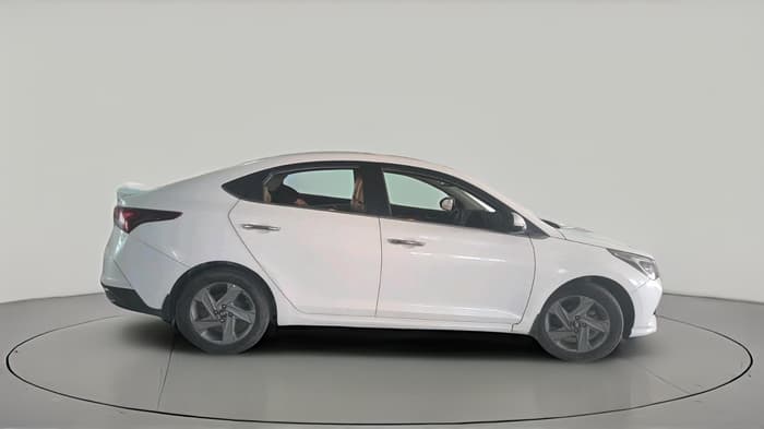 2020 Hyundai Verna SX 1.5 VTVT, Petrol, Manual, 1,29,799 km, exterior