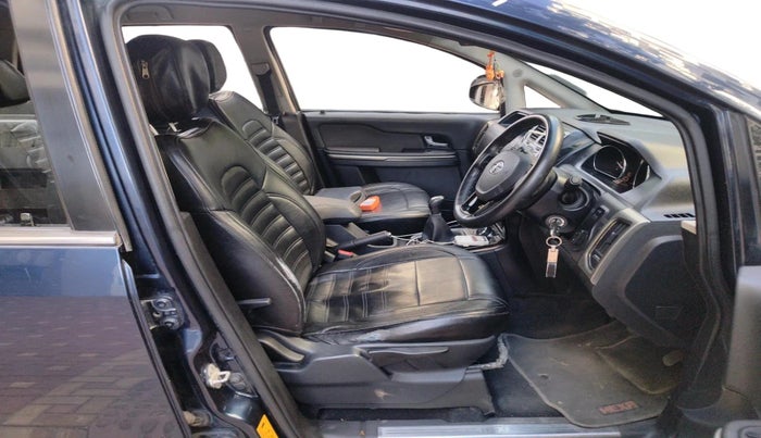 2017 Tata Hexa XM 4X2 7 STR, Diesel, Manual, 1,07,731 km, interior