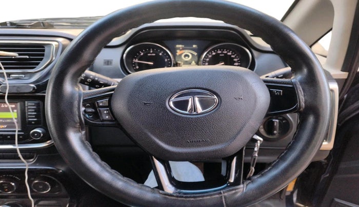 2017 Tata Hexa XM 4X2 7 STR, Diesel, Manual, 1,07,731 km, interior