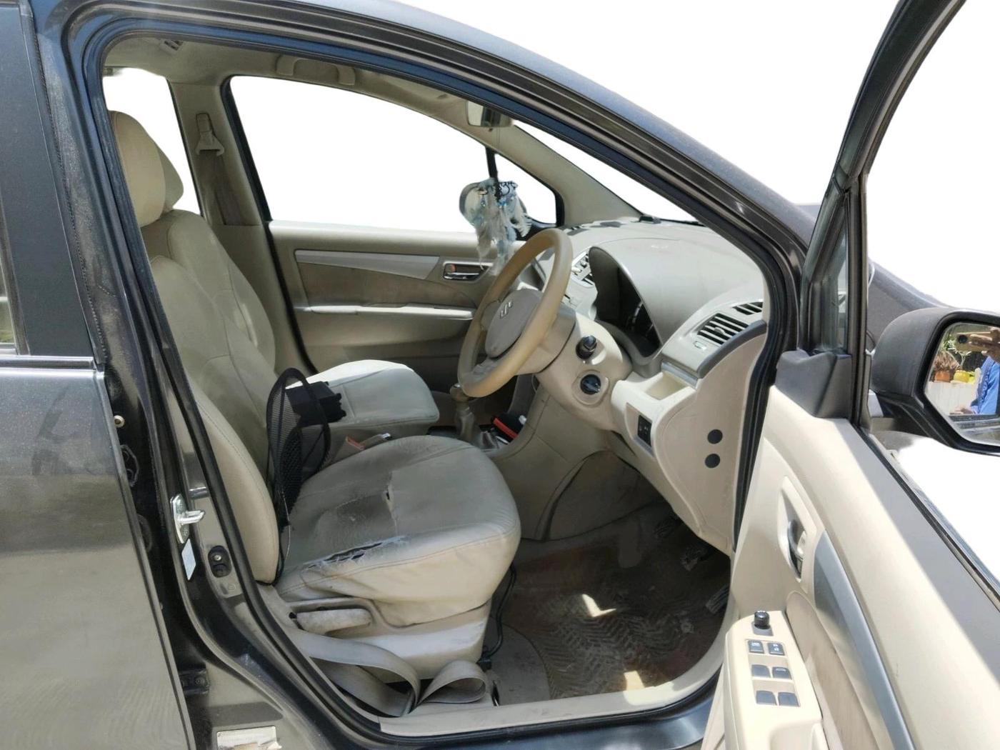 2014 Maruti Ertiga VXI CNG, CNG, Manual, 1,18,914 km, interior