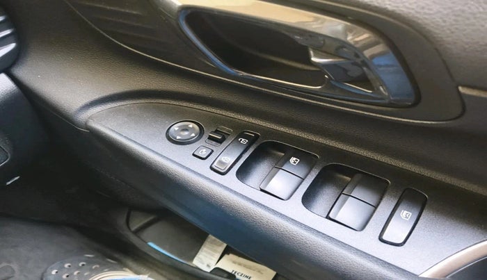 2021 Hyundai NEW I20 ASTA 1.2 MT, Petrol, Manual, 27,615 km, interior