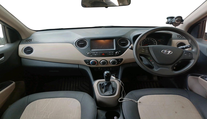 2017 Hyundai Grand i10 SPORTZ (O) AT 1.2 KAPPA VTVT, Petrol, Automatic, 46,489 km, interior