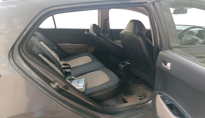 2017 Hyundai Grand i10 SPORTZ (O) AT 1.2 KAPPA VTVT, Petrol, Automatic, 46,489 km, interior