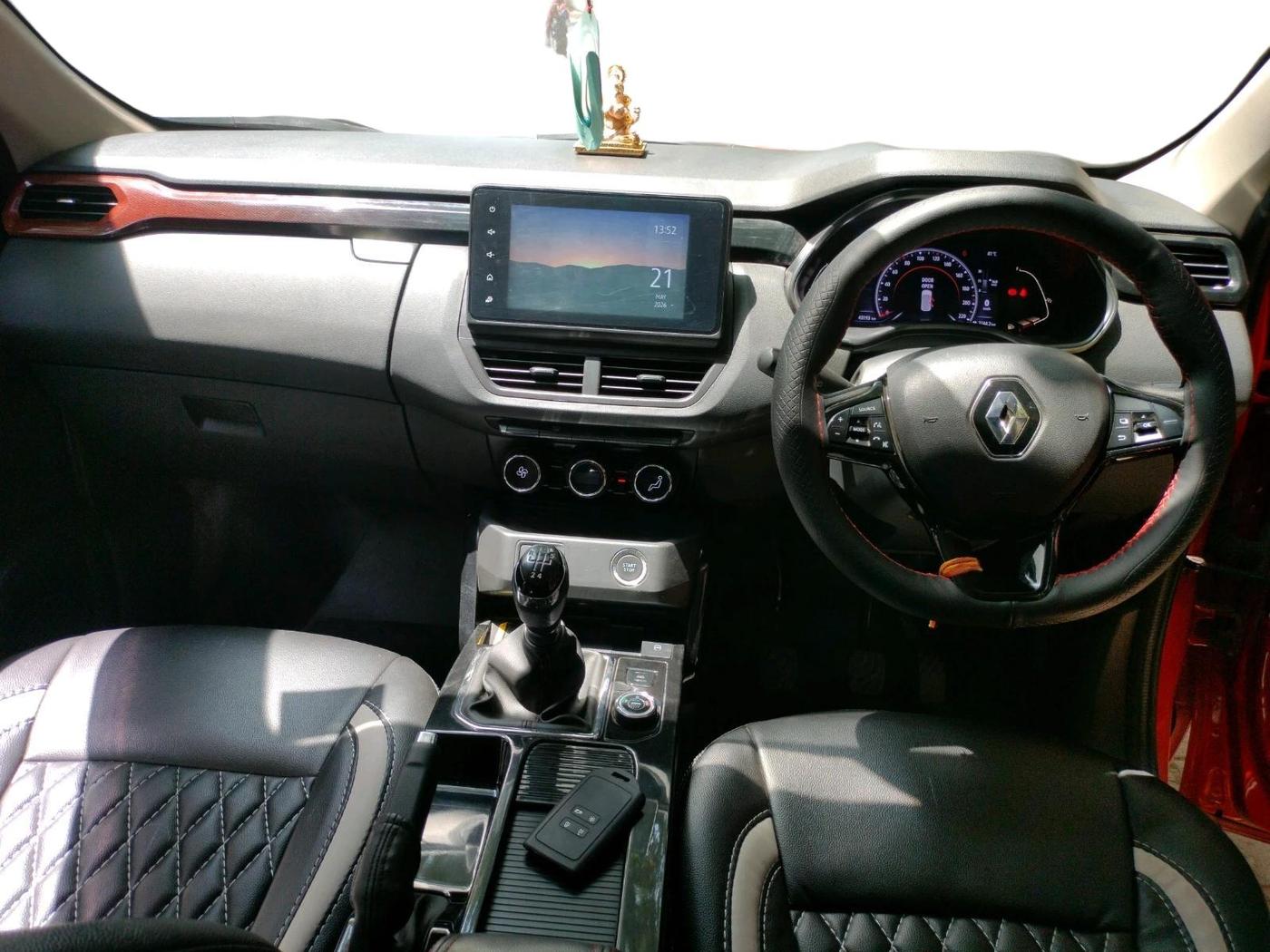 2022 Renault Kiger RXZ MT, Petrol, Manual, 40,193 km, interior
