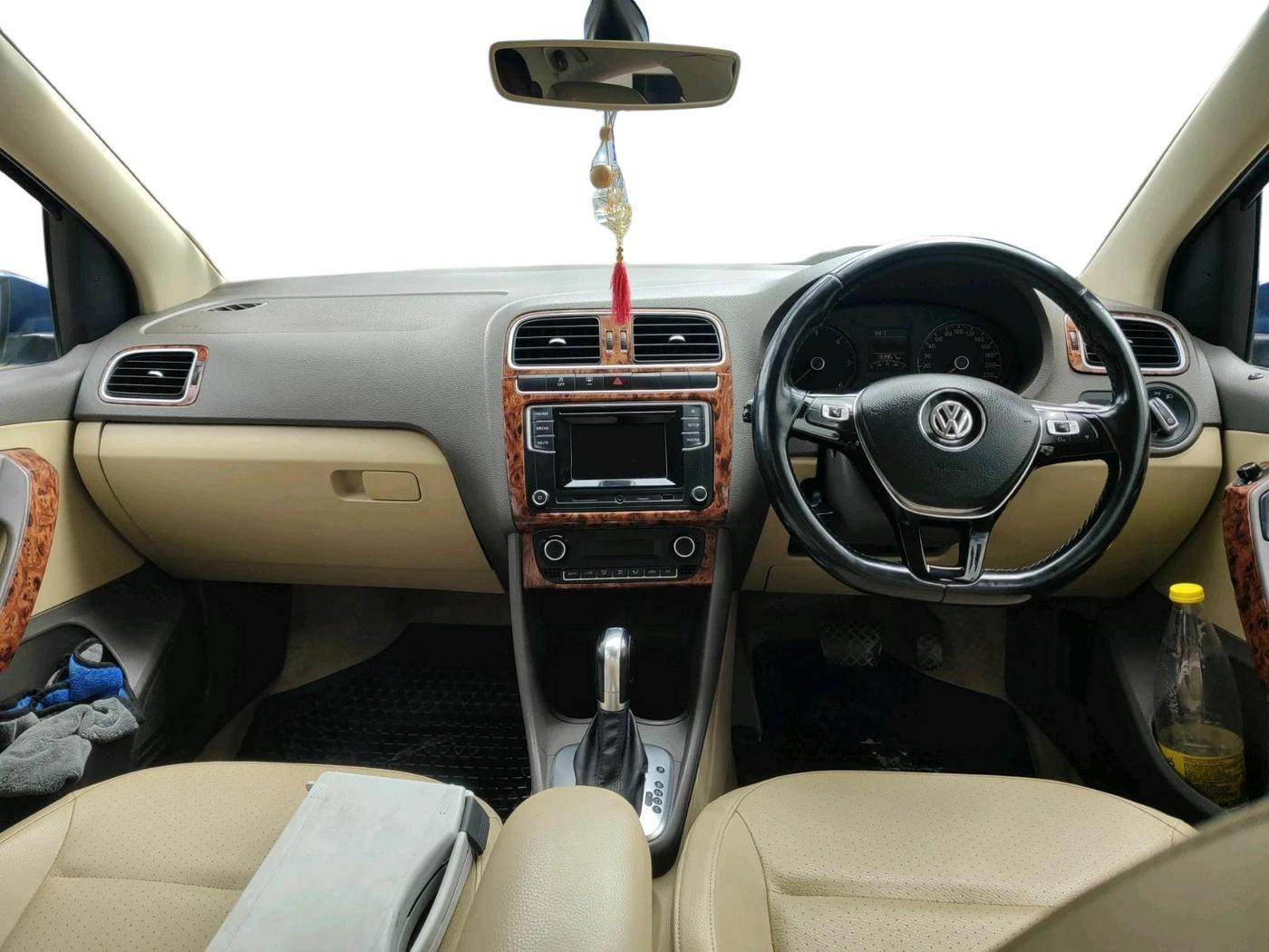 2017 Volkswagen Vento HIGHLINE 1.5 AT, Diesel, Automatic, 1,33,957 km, interior