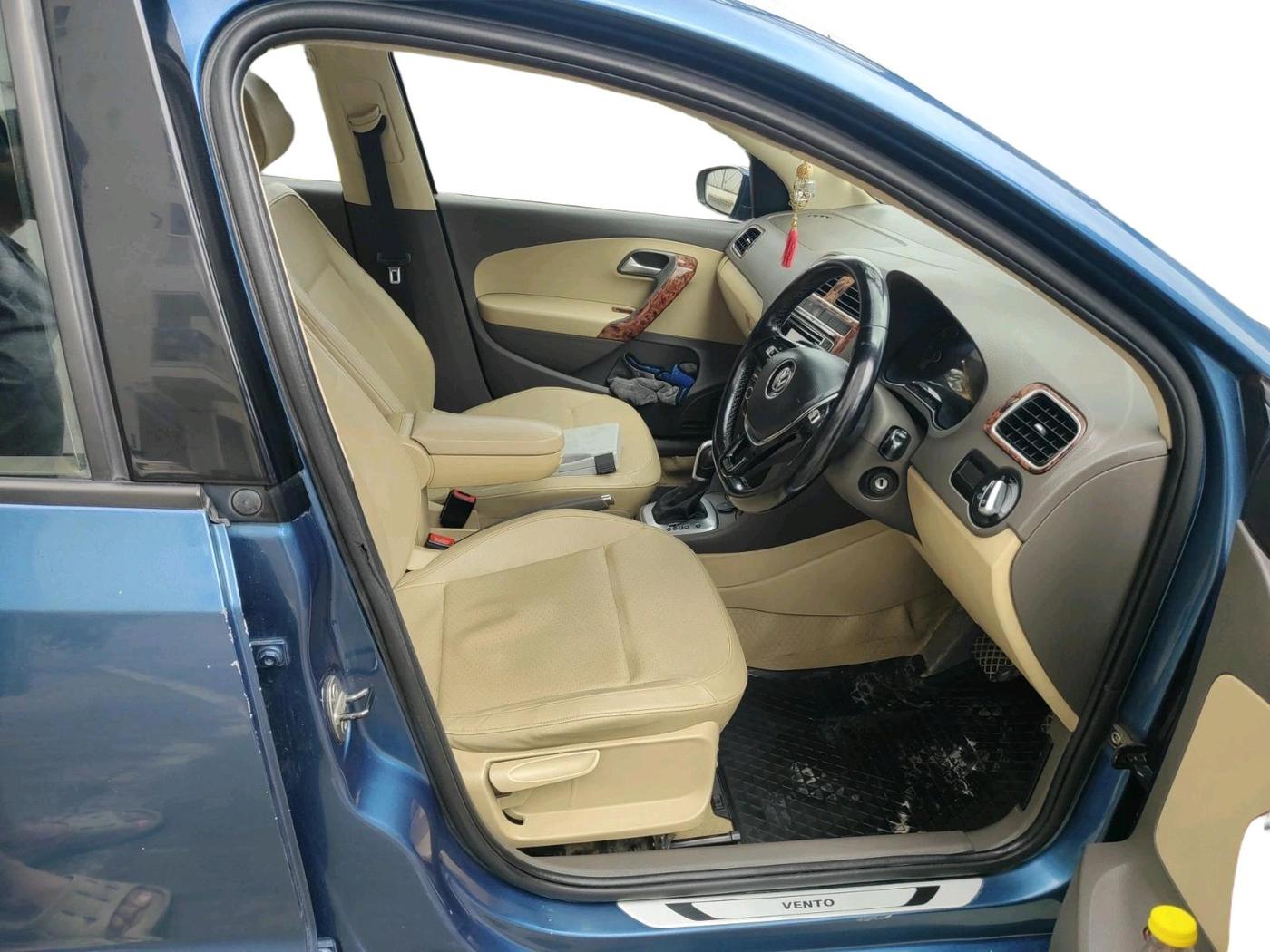 2017 Volkswagen Vento HIGHLINE 1.5 AT, Diesel, Automatic, 1,33,957 km, interior