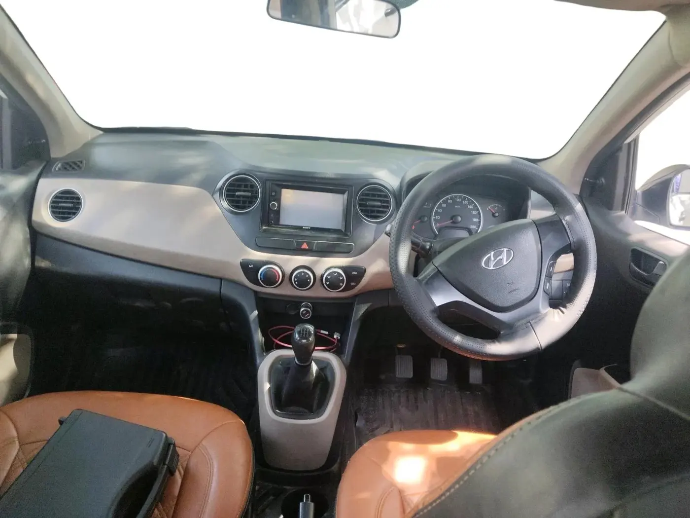 2017 Hyundai Grand i10 ERA 1.2 KAPPA VTVT, Petrol, Manual, 70,322 km, interior