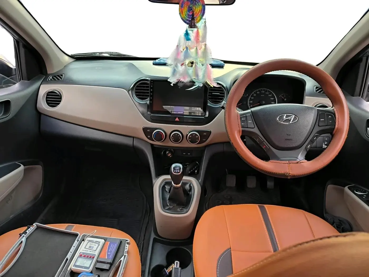 2014 Hyundai Grand i10 ASTA 1.2 KAPPA VTVT, Petrol, Manual, 1,15,481 km, interior