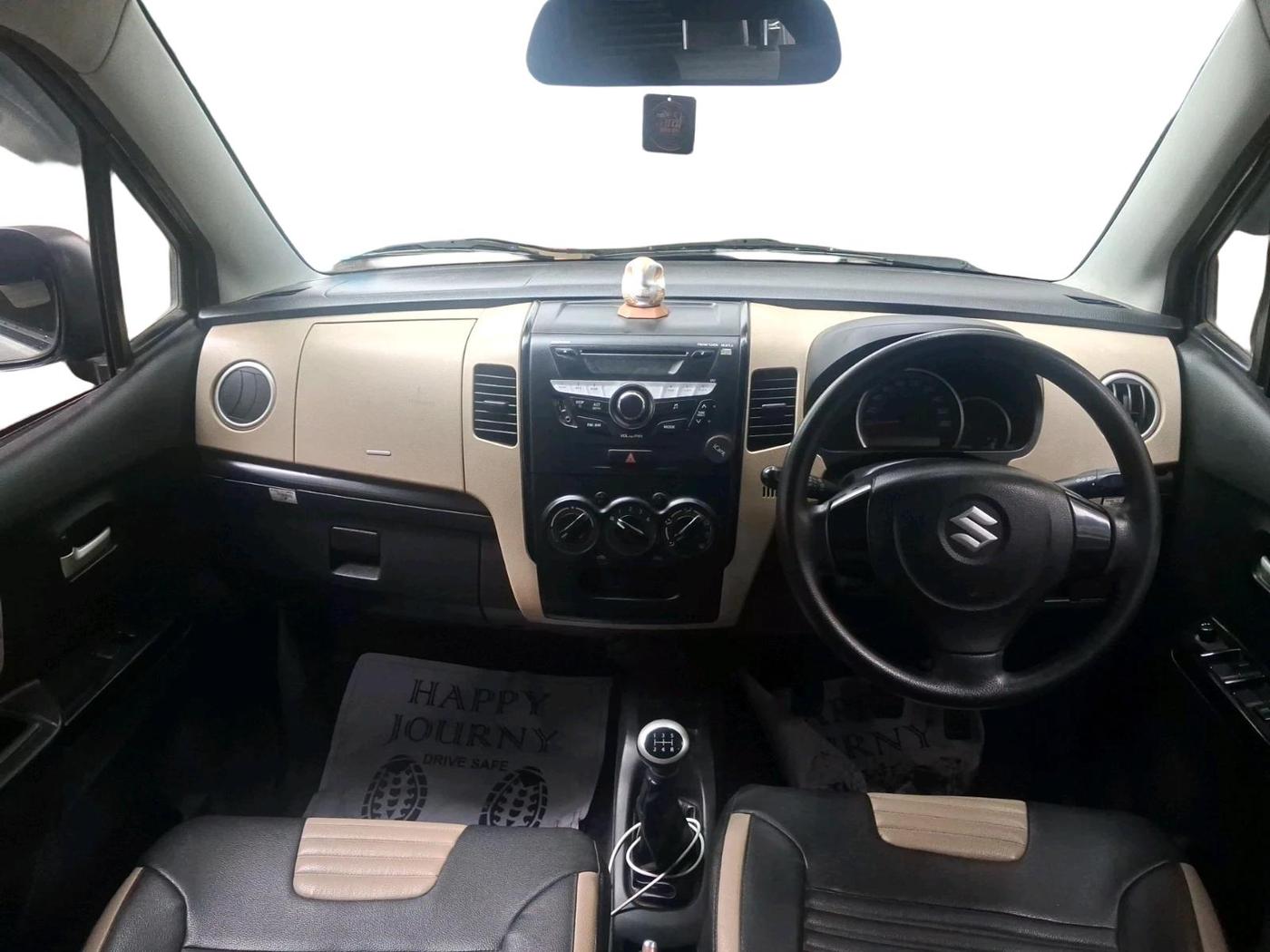 2017 Maruti Wagon R 1.0 VXI, Petrol, Manual, 54,601 km, interior