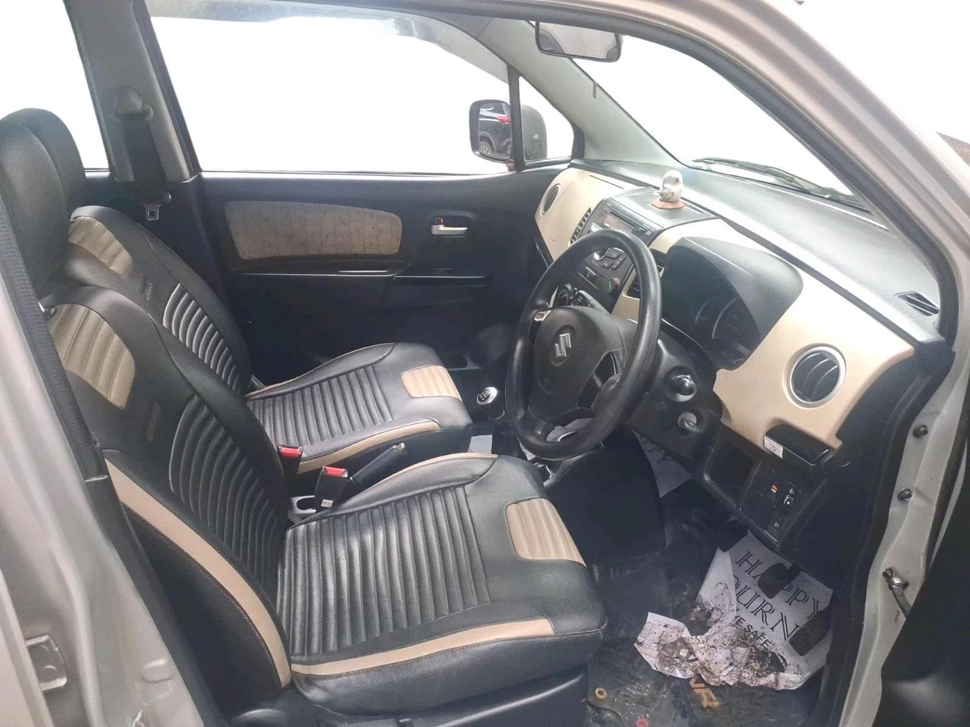 2017 Maruti Wagon R 1.0 VXI, Petrol, Manual, 54,601 km, interior