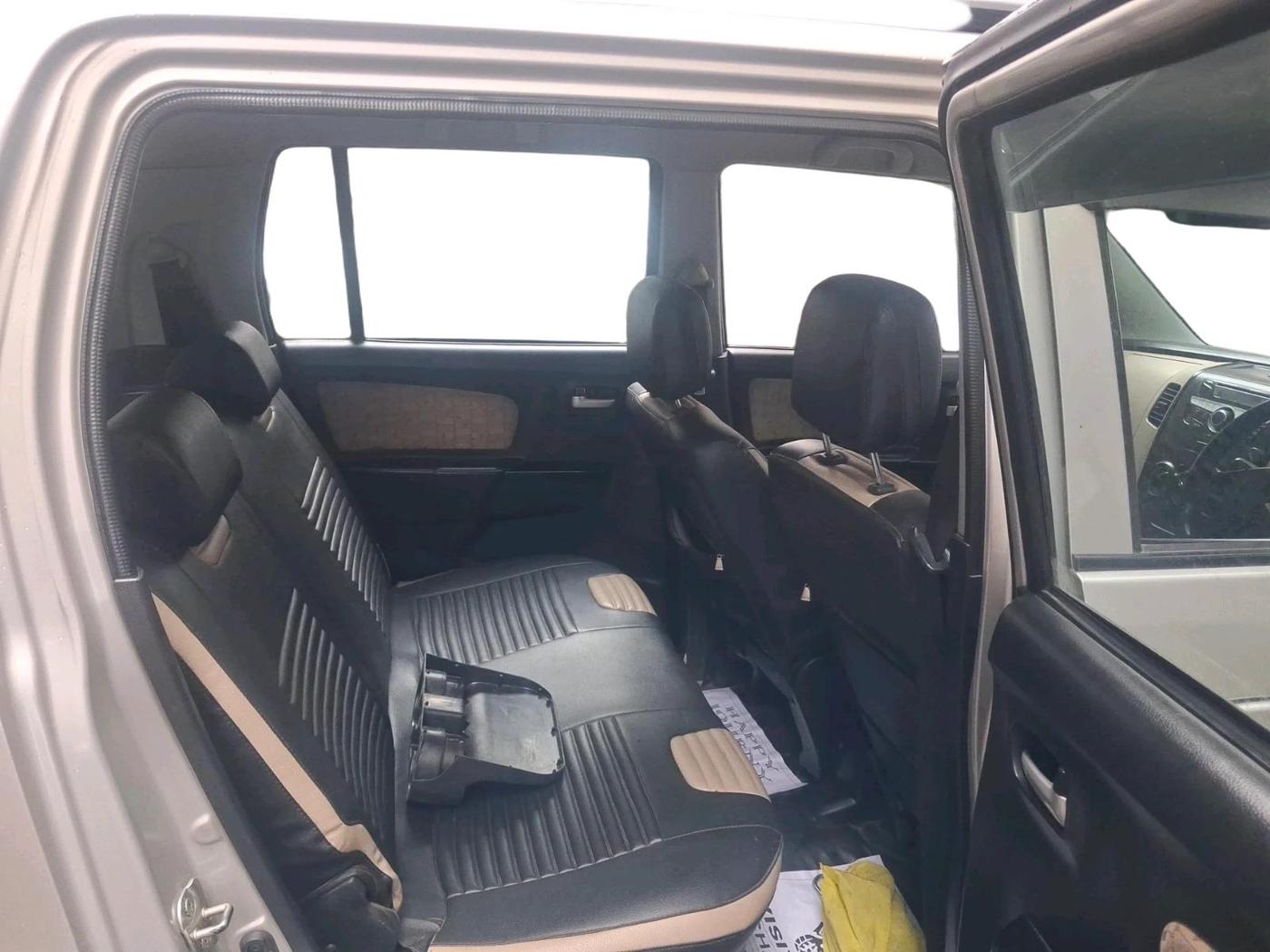 2017 Maruti Wagon R 1.0 VXI, Petrol, Manual, 54,601 km, interior
