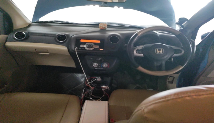 2013 Honda Amaze 1.5L I-DTEC S, Diesel, Manual, 98,243 km, interior