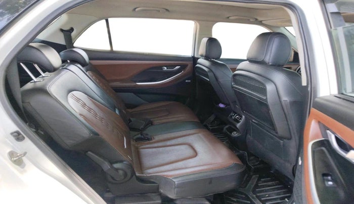 2022 Hyundai ALCAZAR PLATINUM 1.5 MT 7STR, Diesel, Manual, 79,994 km, interior