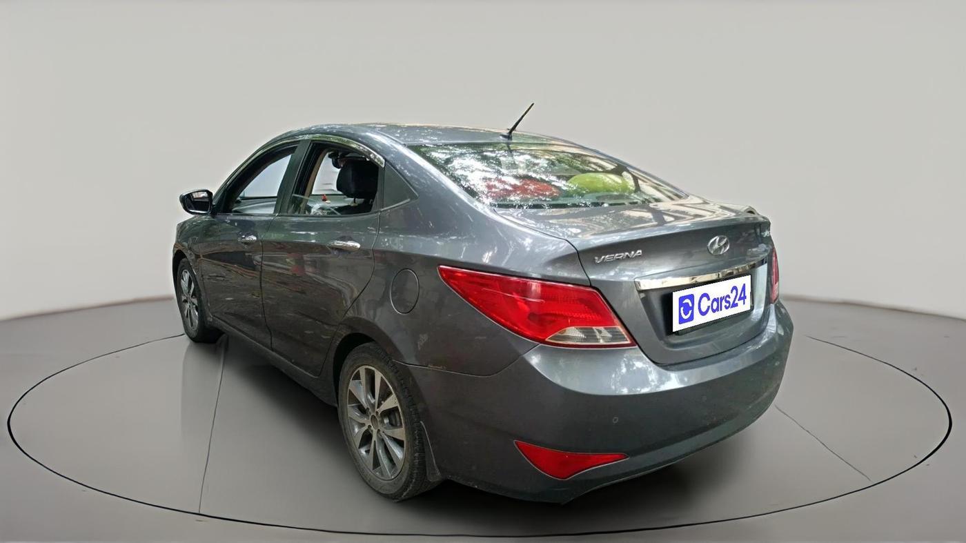 2015 Hyundai Verna FLUIDIC 4S 1.6 VTVT SX, CNG, Manual, 85,977 km, exterior
