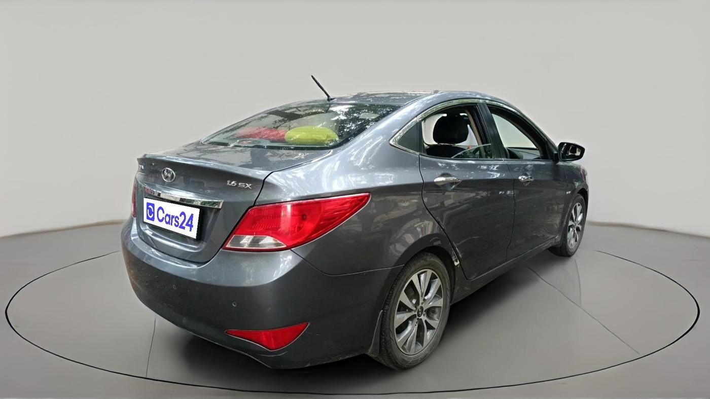 2015 Hyundai Verna FLUIDIC 4S 1.6 VTVT SX, CNG, Manual, 85,977 km, exterior