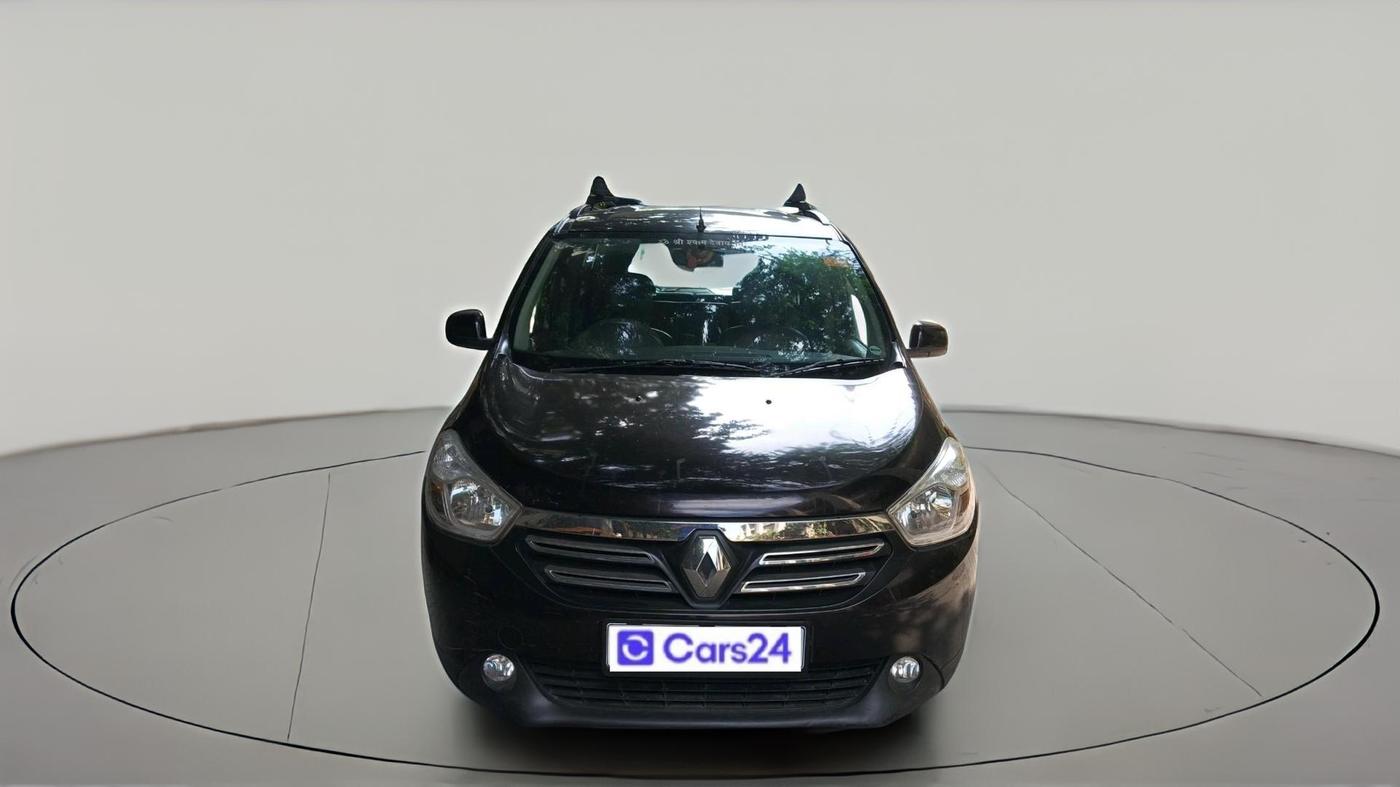 2015 Renault Lodgy 110 PS RXZ 8 STR, Diesel, Manual, 1,18,067 km, exterior