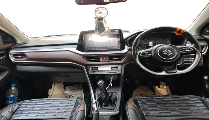 2022 Maruti BREZZA ZXI + SMART HYBRID DUAL TONE, Petrol, Manual, 45,677 km, interior