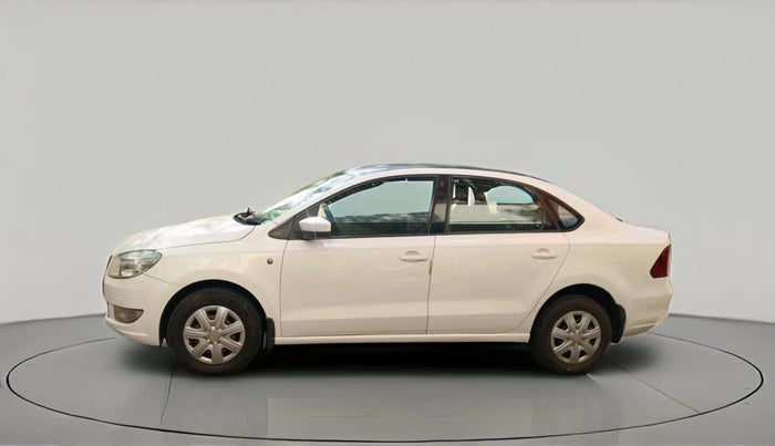 2012 Skoda Rapid AMBITION 1.6 TDI CR MT, Diesel, Manual, 1,31,267 km, exterior