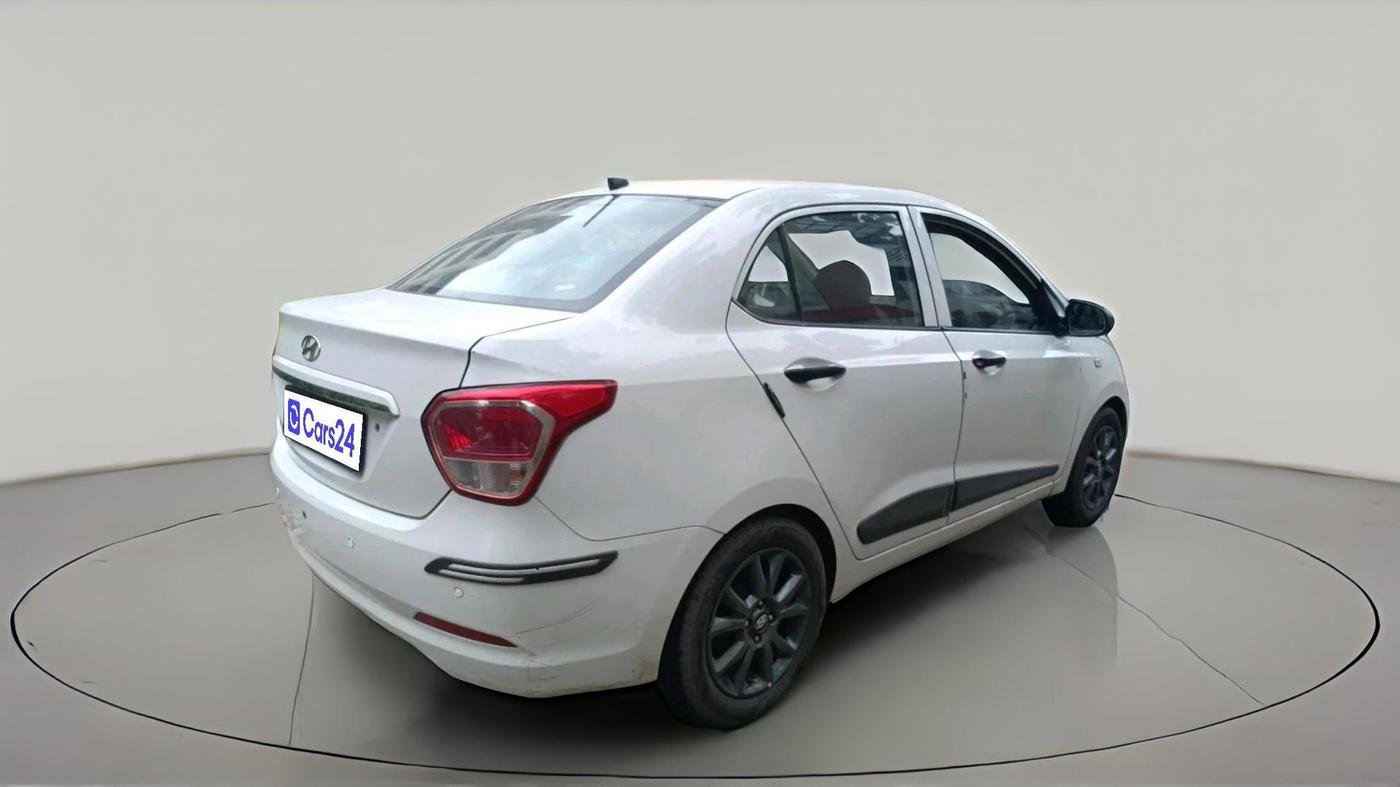 2017 Hyundai XCENT PRIME T VTVT  PLUS, CNG, Manual, 1,28,278 km, exterior