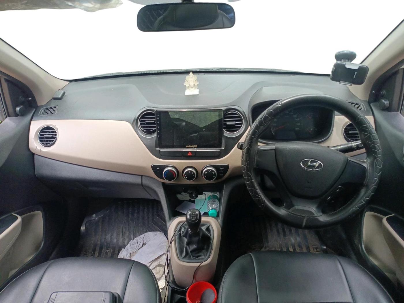 2017 Hyundai XCENT PRIME T VTVT  PLUS, CNG, Manual, 1,28,278 km, interior