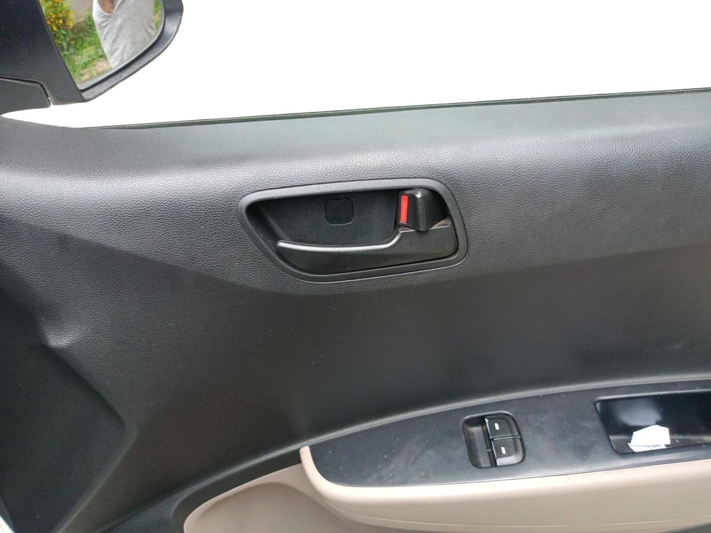 2017 Hyundai XCENT PRIME T VTVT  PLUS, CNG, Manual, 1,28,278 km, interior
