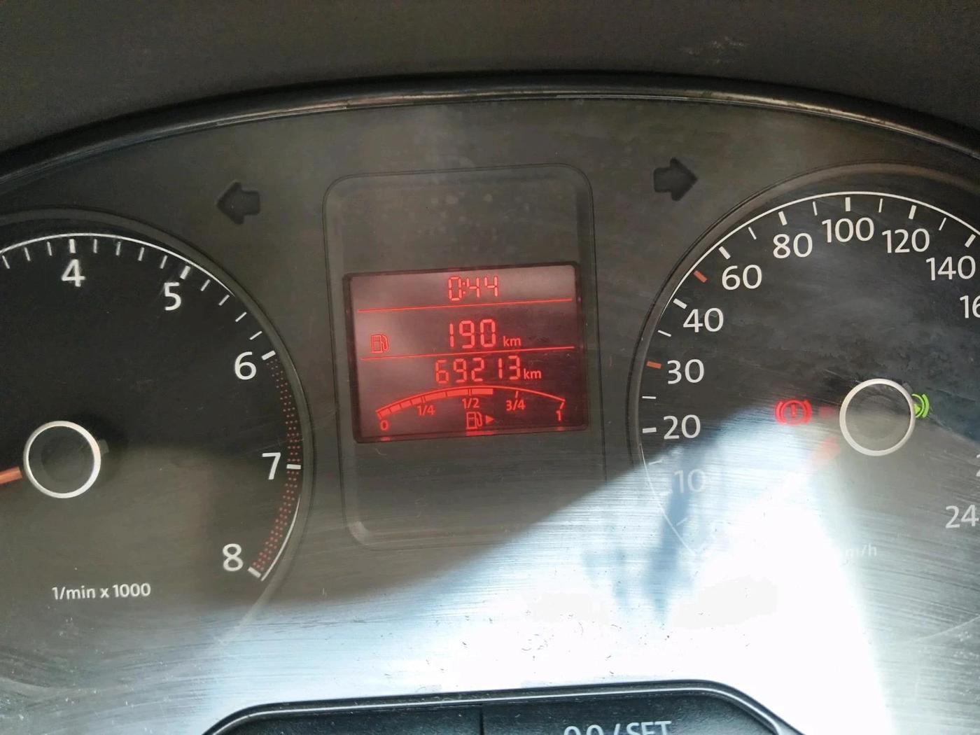 2011 Volkswagen Vento HIGHLINE PETROL AT, Petrol, Automatic, 69,213 km, interior