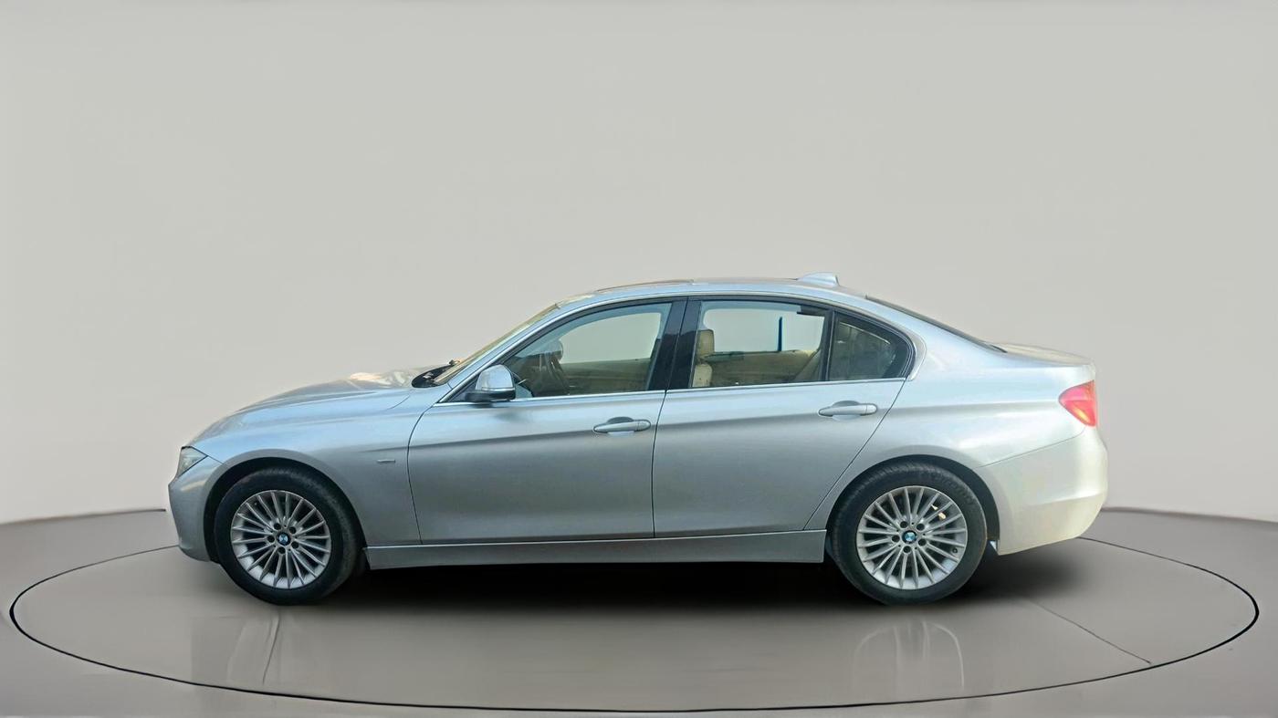 2014 BMW 3 Series 320D LUXURYLINE, Diesel, Automatic, 1,27,957 km, exterior