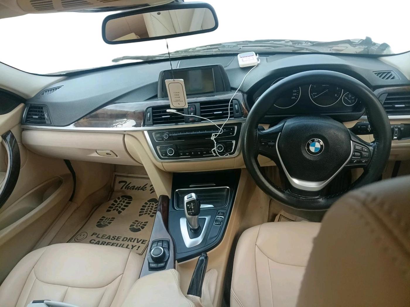 2014 BMW 3 Series 320D LUXURYLINE, Diesel, Automatic, 1,27,957 km, interior