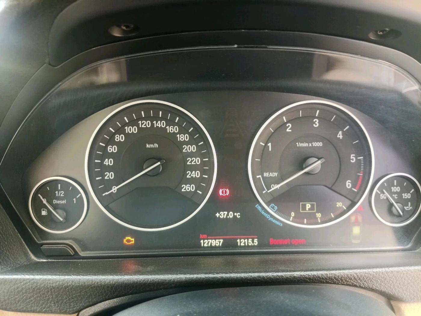 2014 BMW 3 Series 320D LUXURYLINE, Diesel, Automatic, 1,27,957 km, interior