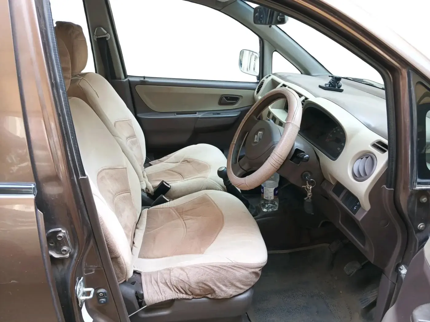 2009 Maruti Zen Estilo LXI, Petrol, Manual, 46,012 km, interior