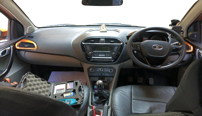 2018 Tata Tiago XZ PETROL, Petrol, Manual, 40,731 km, interior