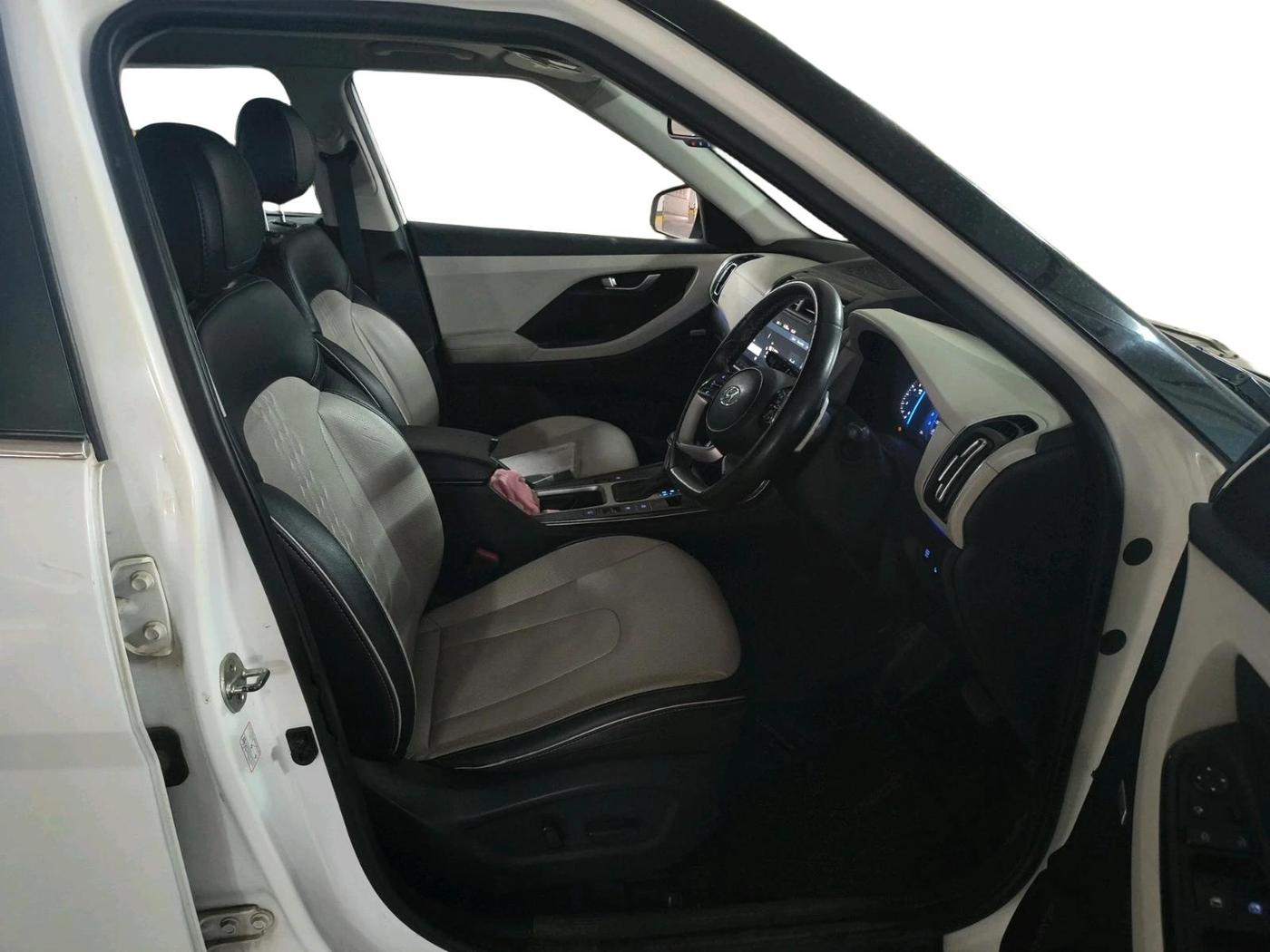 2021 Hyundai Creta SX (O) AT 1.5 DIESEL, Diesel, Automatic, 1,15,590 km, interior