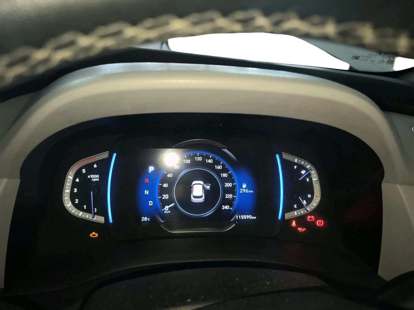2021 Hyundai Creta SX (O) AT 1.5 DIESEL, Diesel, Automatic, 1,15,590 km, interior