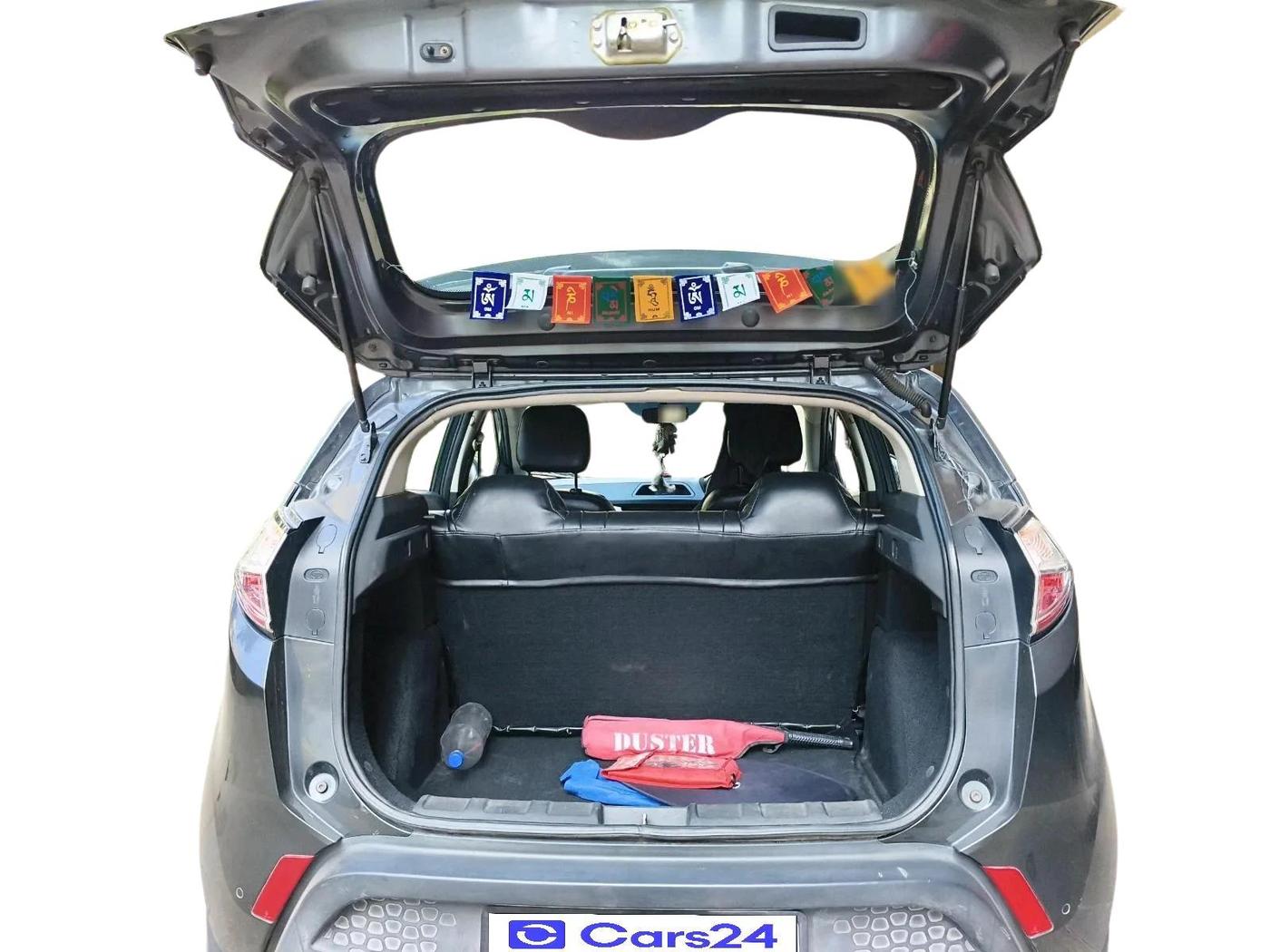 2017 Tata NEXON XM DIESEL, Diesel, Manual, 91,261 km, exterior