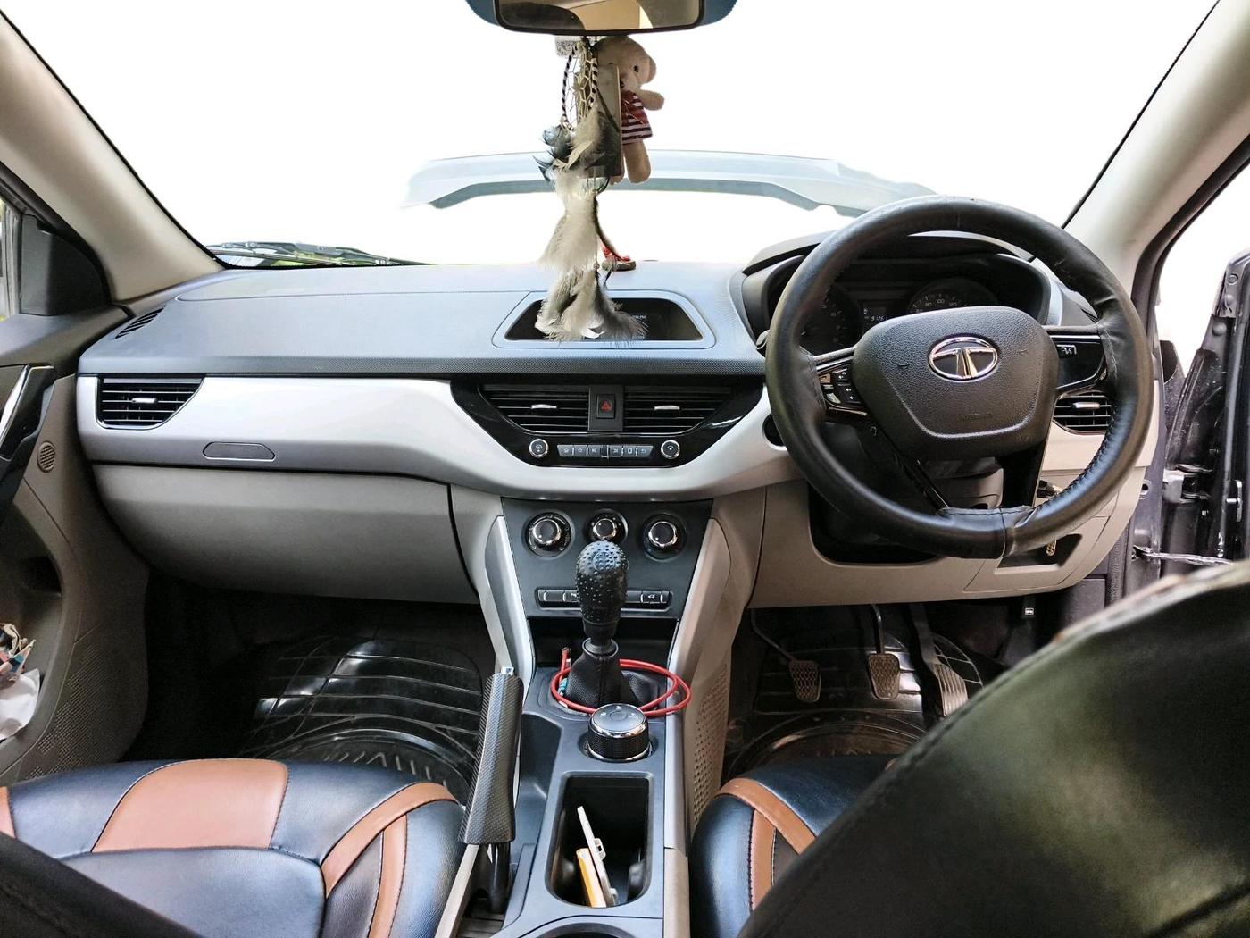 2017 Tata NEXON XM DIESEL, Diesel, Manual, 91,261 km, interior