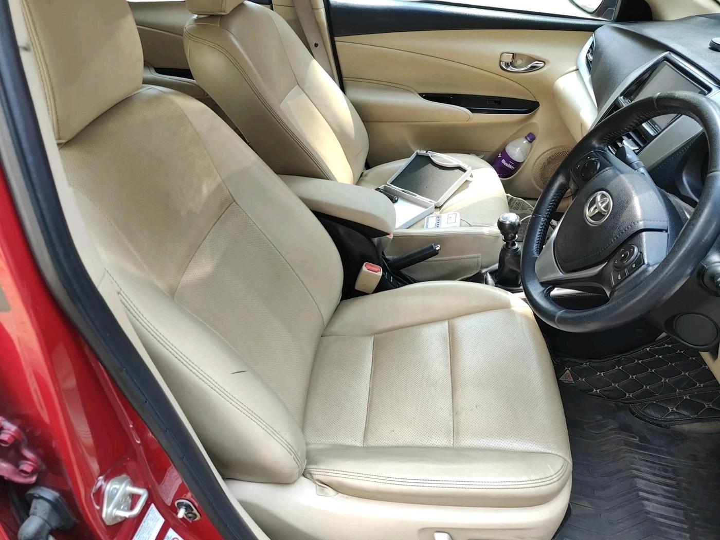 2018 Toyota YARIS VX MT, Petrol, Manual, 53,393 km, interior