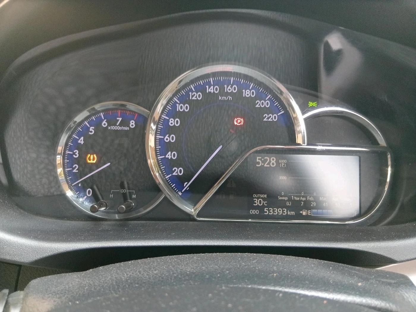 2018 Toyota YARIS VX MT, Petrol, Manual, 53,393 km, interior