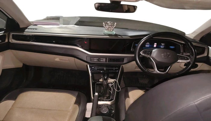 2022 Volkswagen VIRTUS TOPLINE TSI 1.0 AT, Petrol, Automatic, 20,137 km, interior