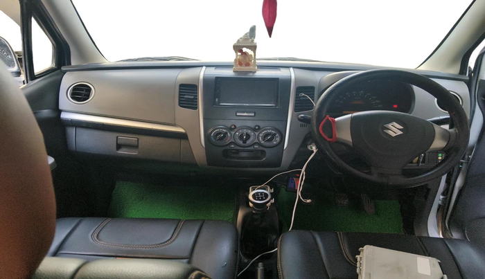 2012 Maruti Wagon R 1.0 LXI CNG, CNG, Manual, 1,37,246 km, interior