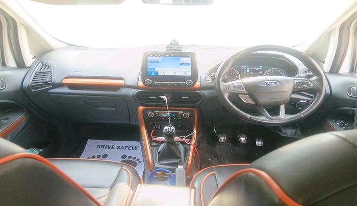 2021 Ford Ecosport TITANIUM 1.5L SPORTS(SUNROOF) DIESEL, Diesel, Manual, 1,10,563 km, interior